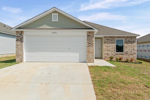 1656 Rambling Brook Dr, Benton, AR, 72015-9010 | Card Image