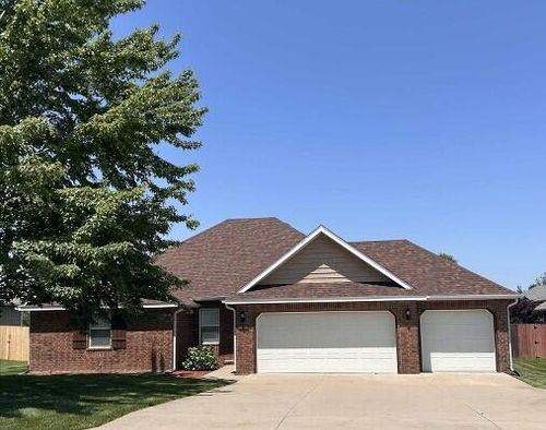 201 Sparrow Ln, Willard, MO, 65781-9131 | Card Image