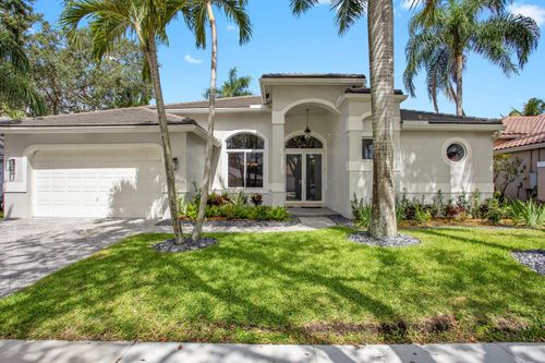 2615 Oakbrook Ct, Weston, FL, 33332-3441 | Card Image