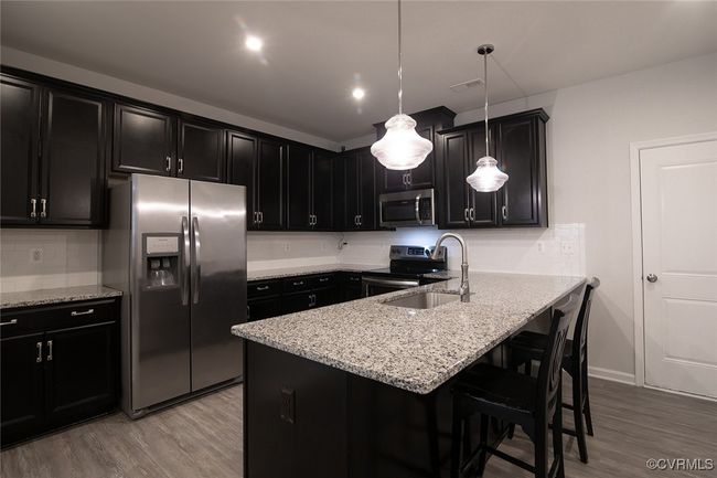A - 8129 Wistar Creek Mews, Condo with 2 bedrooms, 3 bathrooms and null parking in Henrico VA | Image 5