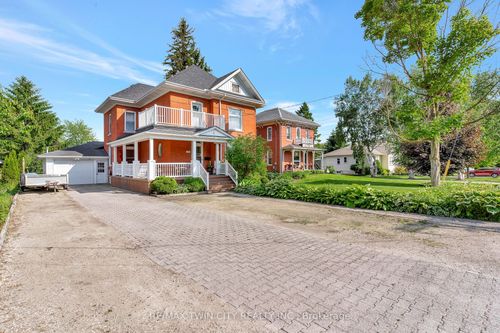 199 Ellen St, Perth, ON, N0G1B0 | Card Image