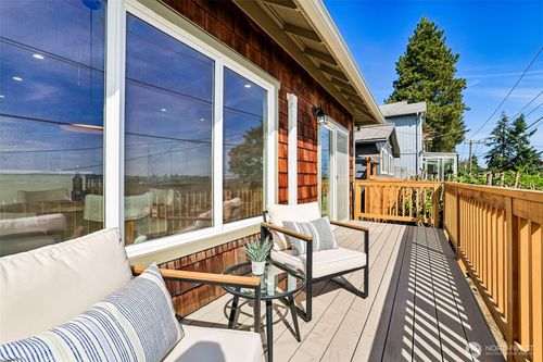 4205 34th Ave S, Seattle, WA, 98118-1307 | Card Image