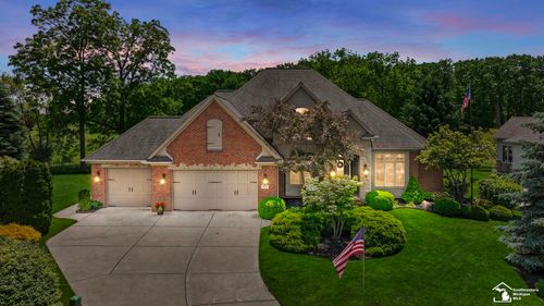 1042 Saint James Park Ave, Monroe, MI, 48161-9087 | Card Image