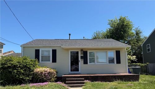 7108 Gregory Dr, Norfolk, VA, 23513-2904 | Card Image