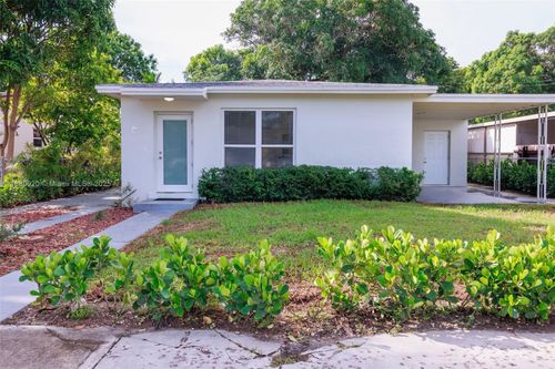 0-320 Ne 172nd St, North Miami Beach, FL, 33162-1866 | Card Image