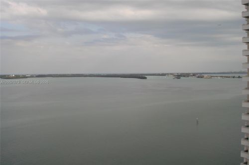 2010-770 Claughton Island Dr, Miami, FL, 33131-2617 | Card Image