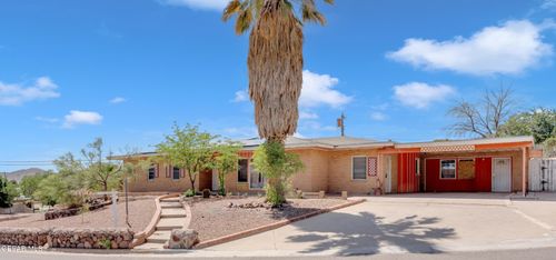 3901 Flamingo Dr, El Paso, TX, 79902-1726 | Card Image