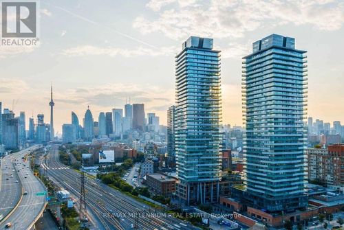 3108-70 Distillery Lane, Toronto, ON, M5A0E3 | Card Image