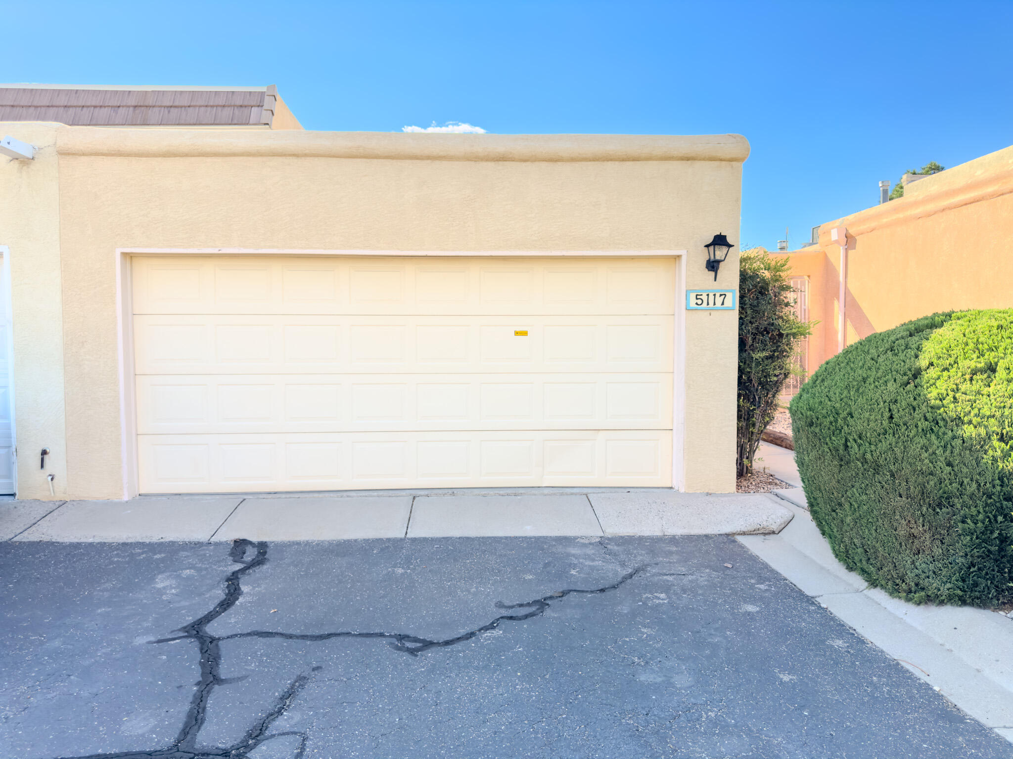 Pinata Pl, Albuquerque, NM 87109
