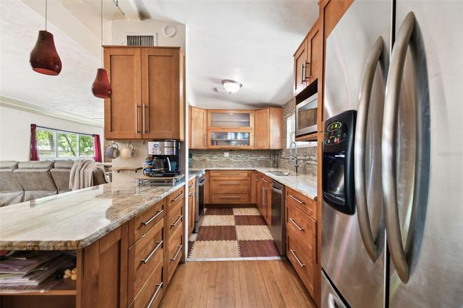 422 Dunedin Cir, House other with 4 bedrooms, 2 bathrooms and null parking in TEMPLE TERRACE FL | Image 14