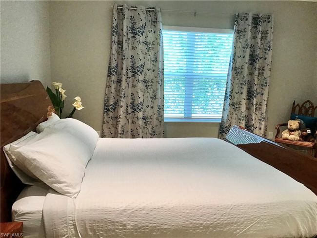 Primary with king bed | Image 11