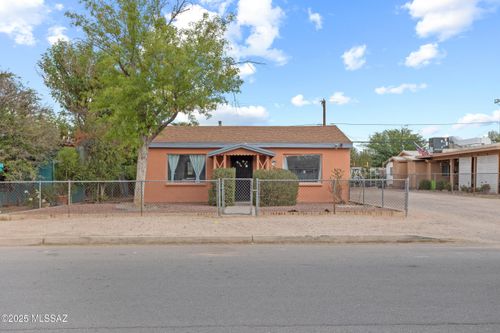 138 W Aviation Dr, Tucson, AZ, 85714-2613 | Card Image