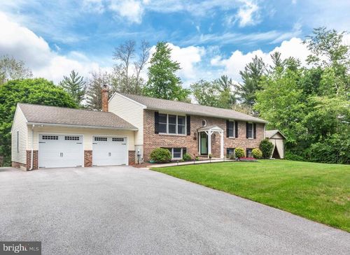 312 Bachmans Valley Rd, Westminster, MD, 21158-3151 | Card Image