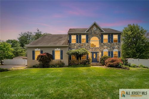 2 Namsan Dr, Monroe, NJ, 08831-4075 | Card Image