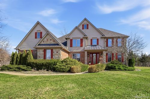 8851 Stoney Creek Dr, South Lyon, MI, 48178-9491 | Card Image