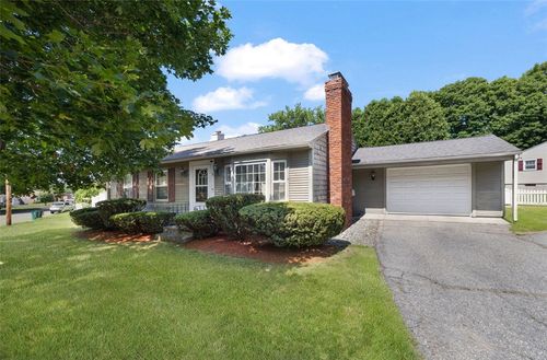 5 Halsey Rd, Woonsocket, RI, 02895-3803 | Card Image