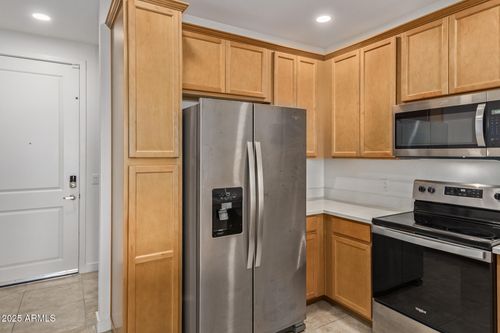 378-2511 W Queen Creek Rd, Chandler, AZ, 85248-0140 | Card Image