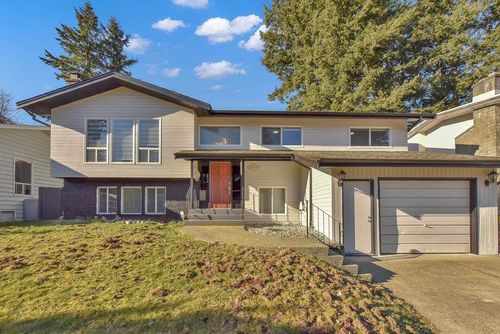 3077 Mouat Dr, Abbotsford, BC, V2T4E5 | Card Image