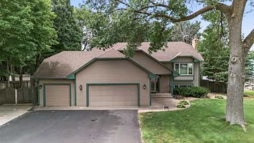 5225 Lannon Ave Ne, Albertville, MN, 55301-3943 | Card Image