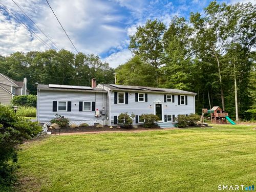 13 Black Oak Dr, East Lyme, CT, 06333-1502 | Card Image