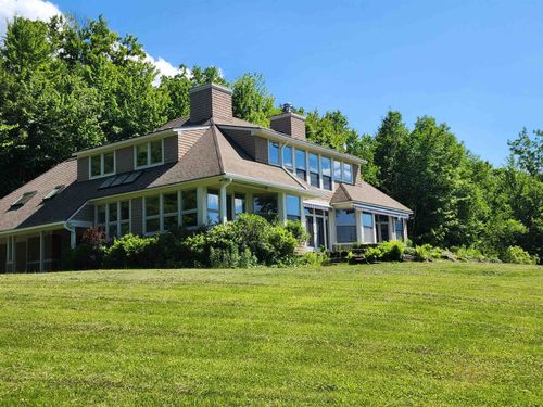 201 Lower Judson Ln, Stowe, VT, 05672-4305 | Card Image