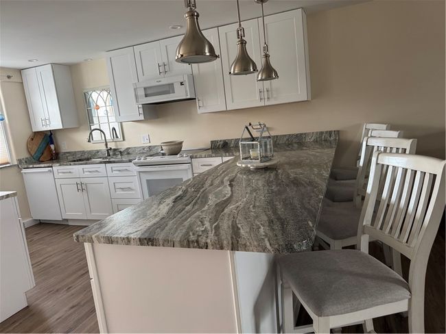 APT-2 - 201 Hoffman Ave, Condo with 2 bedrooms, 2 bathrooms and 2 parking in Cranston RI | Image 9