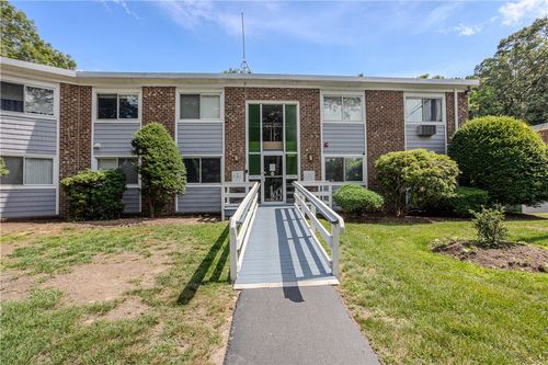 apt-a12-494 Putnam Pike, Greenville, RI, 02828-3013 | Card Image