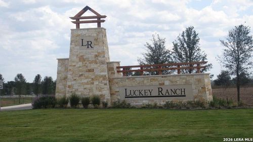 7319 Turnbow, San Antonio, TX, 78252-4432 | Card Image