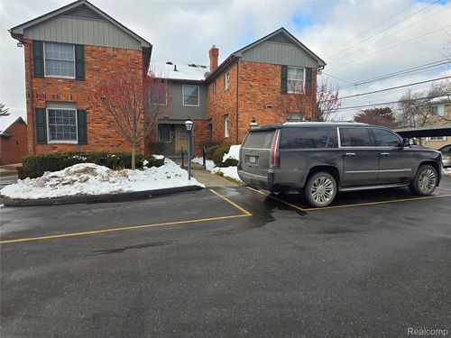 3810 Rochester Rd, Royal Oak, MI, 48073-2725 | Card Image