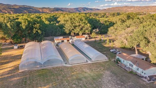 64 Private Drive 1038a, Velarde, NM, 87582-5000 | Card Image