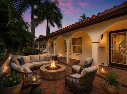 1200 80th St S, ST PETERSBURG, FL, 33707-2721 | Card Image