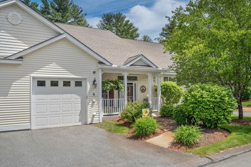 6 Concord Coach Ln, Litchfield, NH, 03052-2366 | Card Image