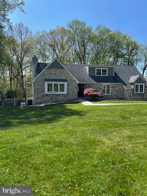 4400 Yates Rd, BENSALEM, PA, 19020-4929 | Card Image