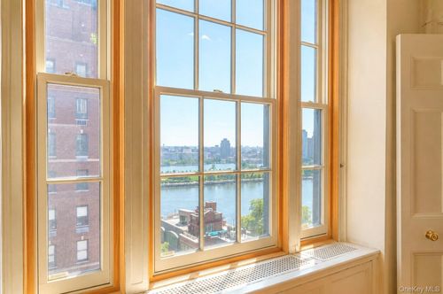 12e-30 Sutton Pl, New York, NY, 10022-2382 | Card Image