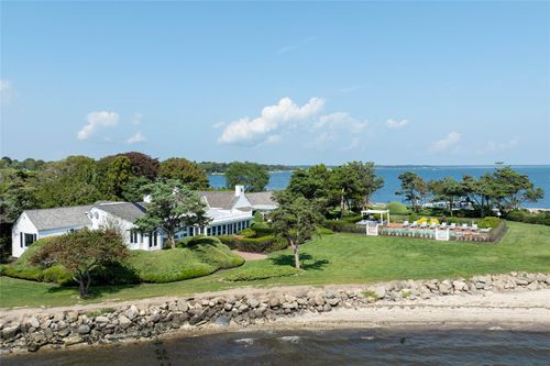 16 Point Rd, Bellport, NY, 11713-2611 | Card Image