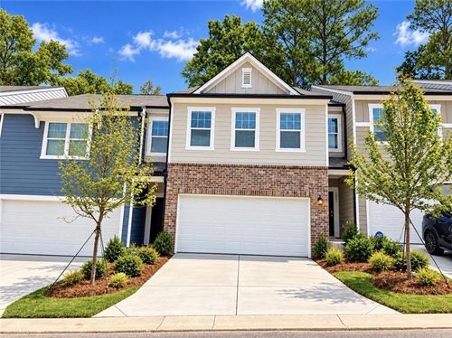 3025 Osier Cir, Douglasville, GA, 30135-4821 | Card Image