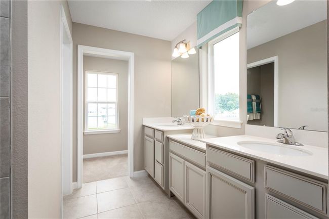 2363 Scenic Park Loop, House other with 4 bedrooms, 3 bathrooms and null parking in WIMAUMA FL | Image 11
