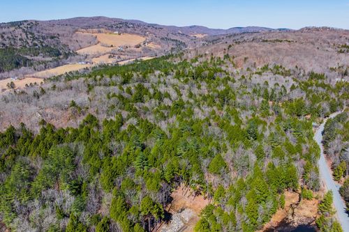 5209 Willard Rd, Quechee, VT, 05059 | Card Image