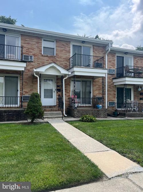 106 Dartmouth Ave, SOMERDALE, NJ, 08083-1749 | Card Image