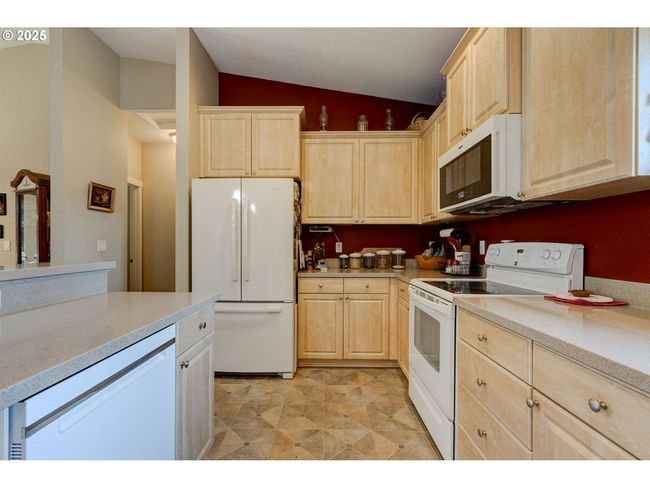 19691 Se Semple Rd, House other with 3 bedrooms, 2 bathrooms and 2 parking in Damascus OR | Image 12