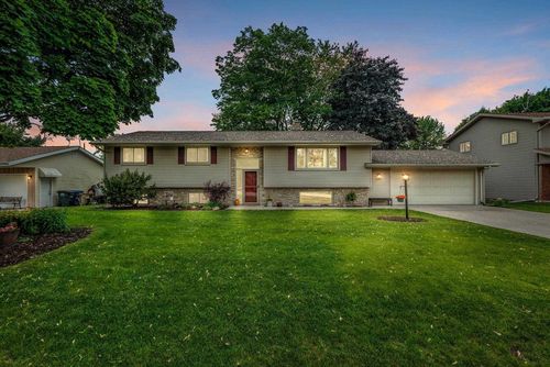 1266 Home Avenue, FOX CROSSING, WI, 54952 | Card Image