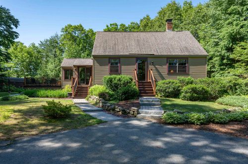 218 Kingston Rd, Danville, NH, 03819-3222 | Card Image