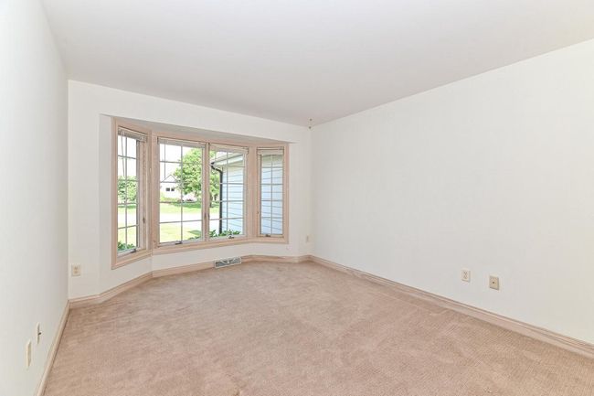 B - 540 Mc Aurther Lane, Condo with 2 bedrooms, 2 bathrooms and null parking in Brookfield WI | Image 10