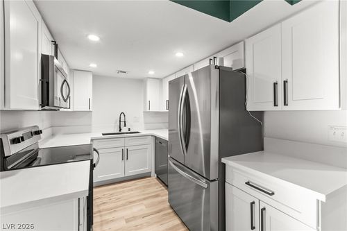 104-2431 Old Forge Ln, Las Vegas, NV, 89121-1005 | Card Image