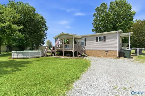 942 New Hope Cedar Point Rd, New Hope, AL, 35760-9472 | Card Image