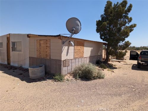 31600 Troy Rd, Newberry Springs, CA, 92365-9088 | Card Image