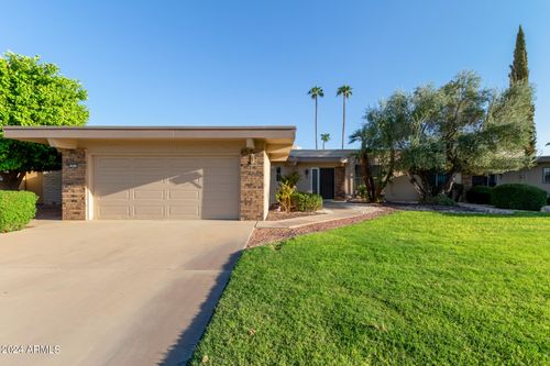 10615 W Hutton Drive, Sun City, AZ, 85351 | Card Image