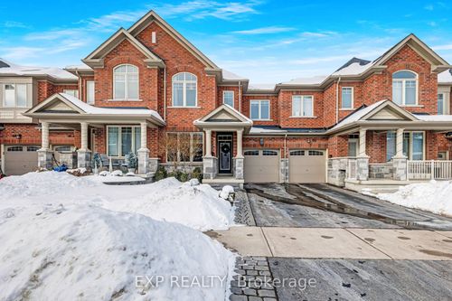 48 Mondial Cres, East Gwillimbury, ON, L9N0S2 | Card Image