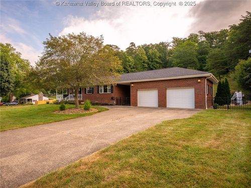 1240 Rocky Step Rd, Scott Depot, WV, 25560-7039 | Card Image