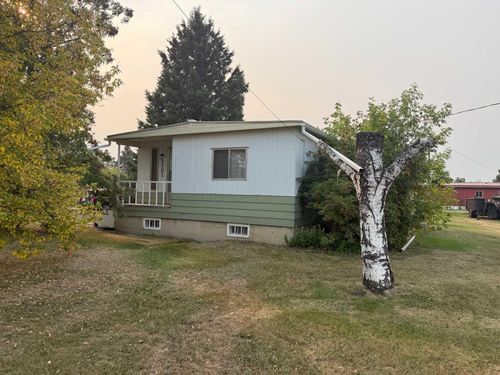 5101 49 Avenue, Berwyn, AB, T0H0E0 | Card Image